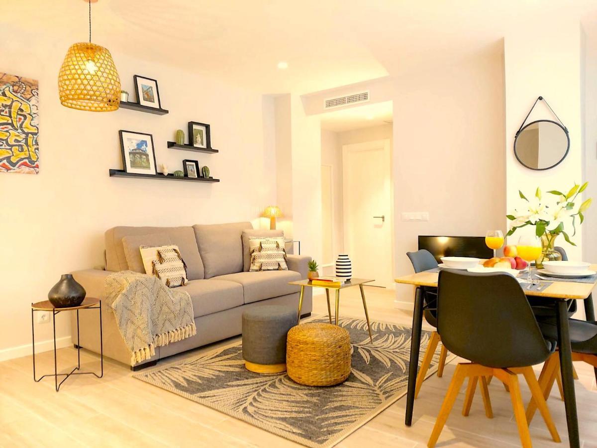 Apartamento Nuevo Y Reformado Al Lado De La Gran Via Madrilena Exterior foto